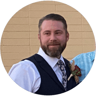 https://shawn-daniela.wedding/wp-content/uploads/2025/07/dylan-320x320.png